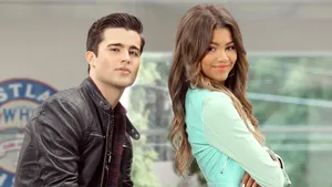 Four Main Characters Of Zapped Focused In Close Up Shot Wallpaper