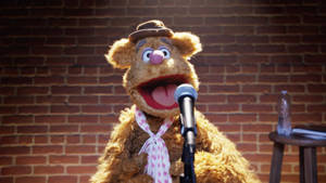 Fozzie Bear As Host Wallpaper