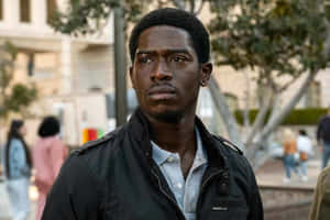 Franklin Saint Concerned Look Wallpaper