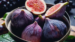 Fresh Purple Figs Wallpaper