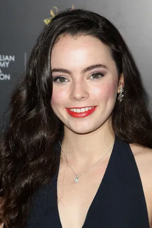 Freya Tingley's Resplendent Photoshoot Wallpaper