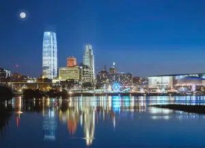 Full Moon Over Omaha City Wallpaper