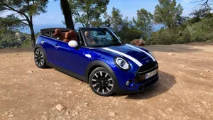 Fun In The Sun With The Mini Cooper S Convertible Wallpaper