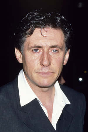 Gabriel Byrne 1307 X 1960 Wallpaper