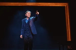 Gabriel Byrne 2560 X 1707 Wallpaper