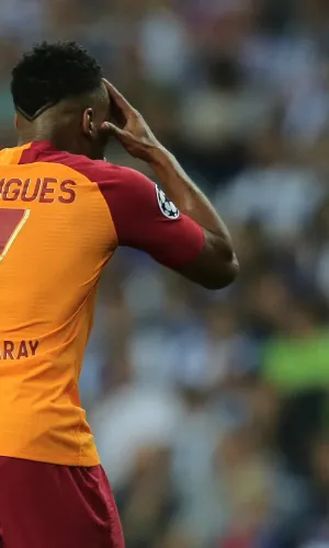 Galatasaray Player Back Wallpaper