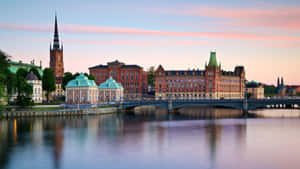 Gamla Stan City Lake Wallpaper