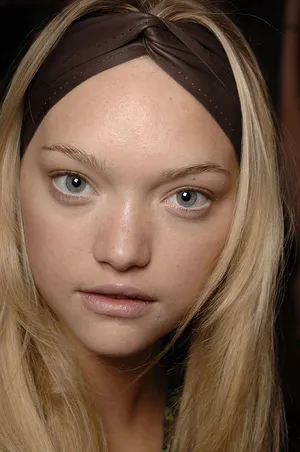 Gemma Ward Gracing The Camera With Her Captivating Gaze Wallpaper