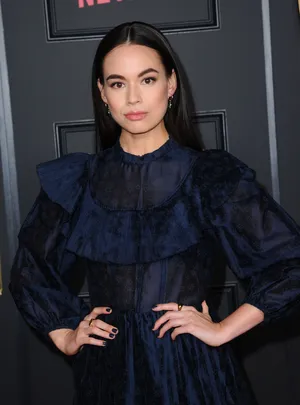 Genevieve Kang 1280 X 1730 Wallpaper Wallpaper