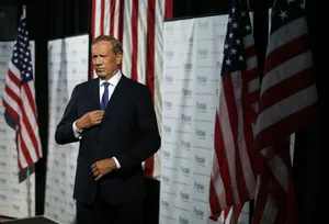 George Pataki Portraying Leadership In Formal Attire Wallpaper