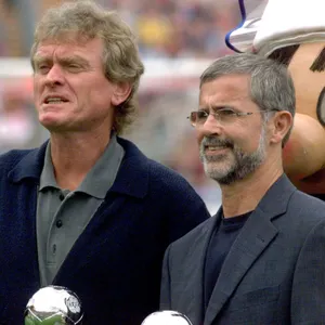 German Former Professional Football Players Sepp Maier And Gerd Muller Wallpaper