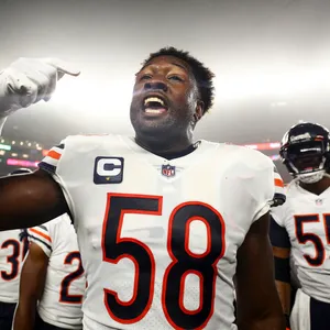 Gesticulating Roquan Smith Wallpaper