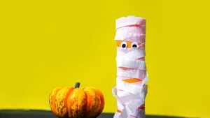 Get In The Halloween Spirit With These Fun, Easy Crafts Wallpaper