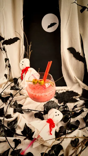 Get Ready For Halloween With These Spooky Cocktails! Wallpaper