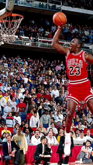 Get The Iconic Athlete's Look With Michael Jordan's Iphone Wallpaper