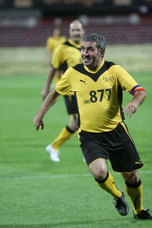 Gheorghe Hagi Un Charity Match Wallpaper