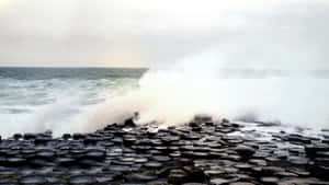 Giant's Causeway Ocean Wave Wallpaper