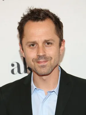 Giovanni Ribisi - A Captivating Presence Wallpaper