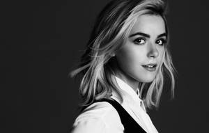 Glamorous Kiernan Shipka Actress Wallpaper