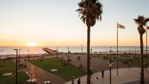 Glenelg Beach Sunset Promenade Wallpaper