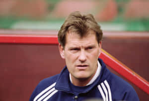 Glenn Hoddle Football English Commentator Wallpaper