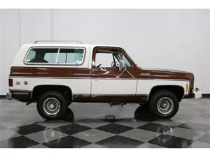 Gmc Jimmy In Its Natural Habitat Wallpaper