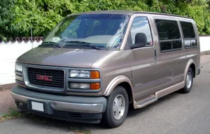Gmc Savana - The Ultimate Cargo Van Wallpaper