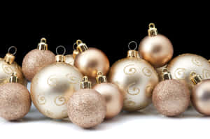 Gold Christmas Balls Wallpaper