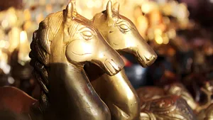 Golden Horse Award Statues Wallpaper