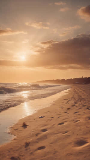 Golden Sunset Beachscape Wallpaper