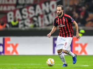 Gonzalo Higuain Ac Milan Vs. Torino Fc Wallpaper