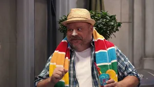 Good Luck Charlie Beach Towel Wallpaper