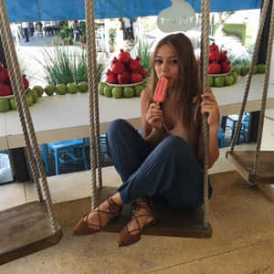 Grace Van Dien Radiant In A Stunning Portrait Wallpaper