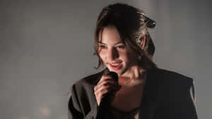 Gracie Abrams Live Performance Wallpaper