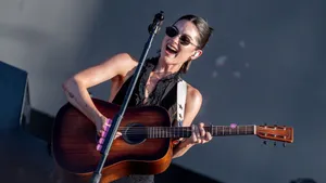 Gracie Abrams Live Performance Wallpaper