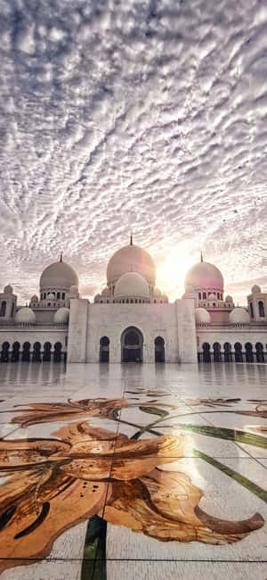 Grand_ Mosque_ Under_ Cloudy_ Sky Wallpaper