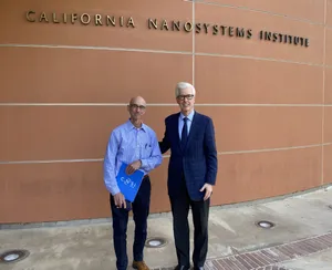 Gray Davisat California Nanosystems Institute Wallpaper