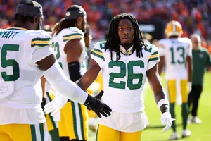 Green Bay Defensive Player On Field Wallpaper