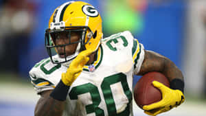 Green Bay Packers Running Back Action Wallpaper