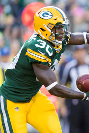 Green Bay Running Backin Action Wallpaper