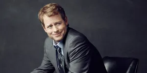Greg Kinnear 2000 X 1000 Wallpaper