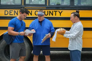 Group Chat In Front Bus Wallpaper