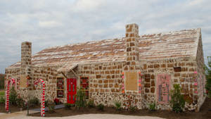 Guinness World Records Gingerbread House Wallpaper