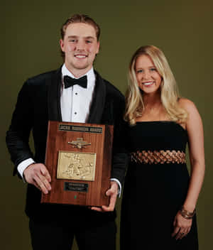 Gunnar Henderson Jackie Robinson Award Wallpaper