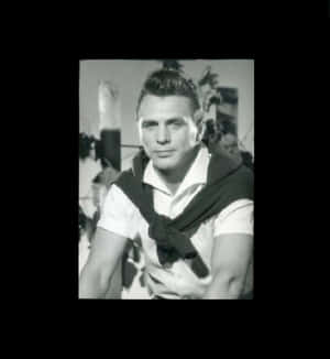 Gustav Scholz In Polo Wallpaper