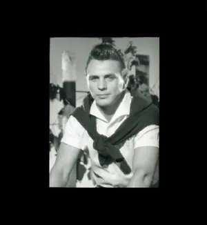 Gustav Scholz In Polo Wallpaper