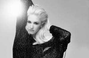 Gwen Stefani Grayscale Wallpaper