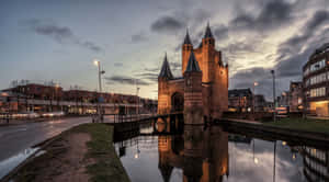 Haarlem Amsterdamse Poort Dusk Reflection Wallpaper