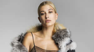 Hailey Baldwin Elegant Portrait Wallpaper