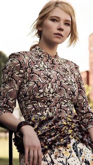 Haley Bennett Fashion Style Wallpaper